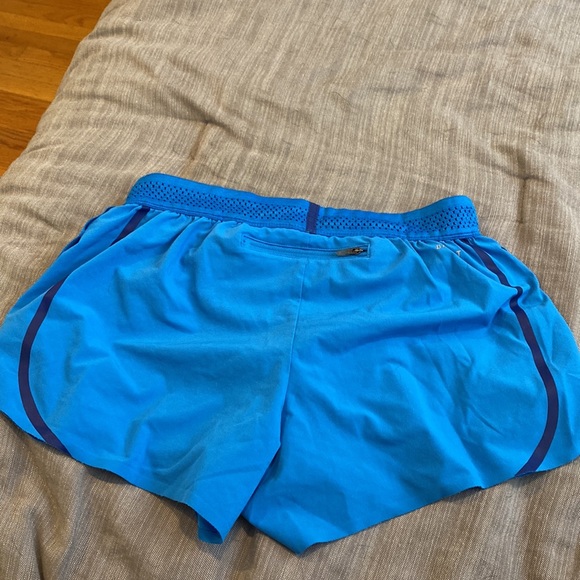 Nike Dri-Fit Shorts - Picture 4 of 4
